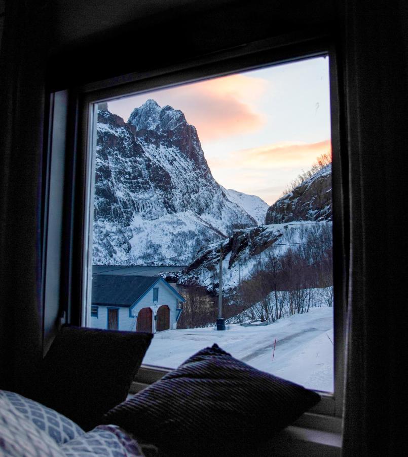 Segla Guesthouse - With View Of Fjord Fjordgard Экстерьер фото